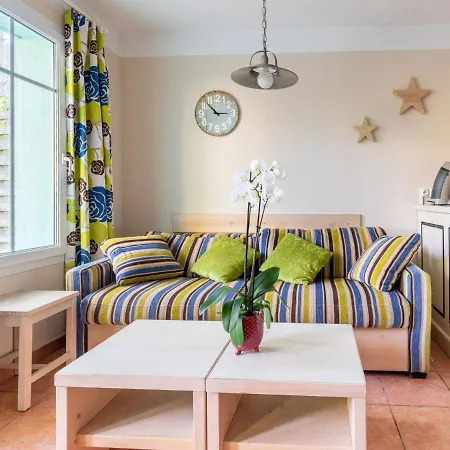 Holiday home Domaine Golf Resort-3 By Interhome *